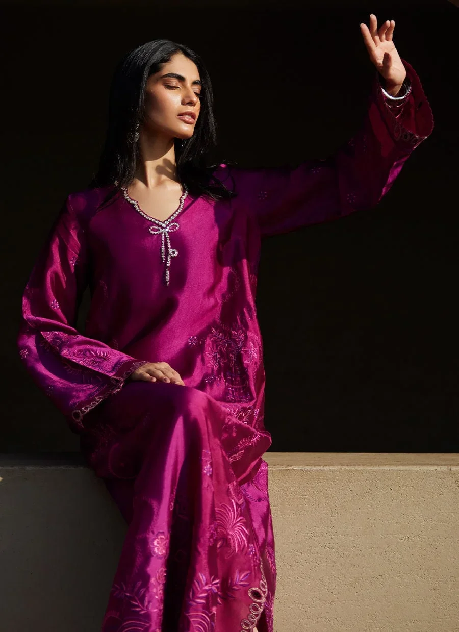 Aerie Hot Pink Kaftan – Farah Talib Aziz Luxury Pret Image 3