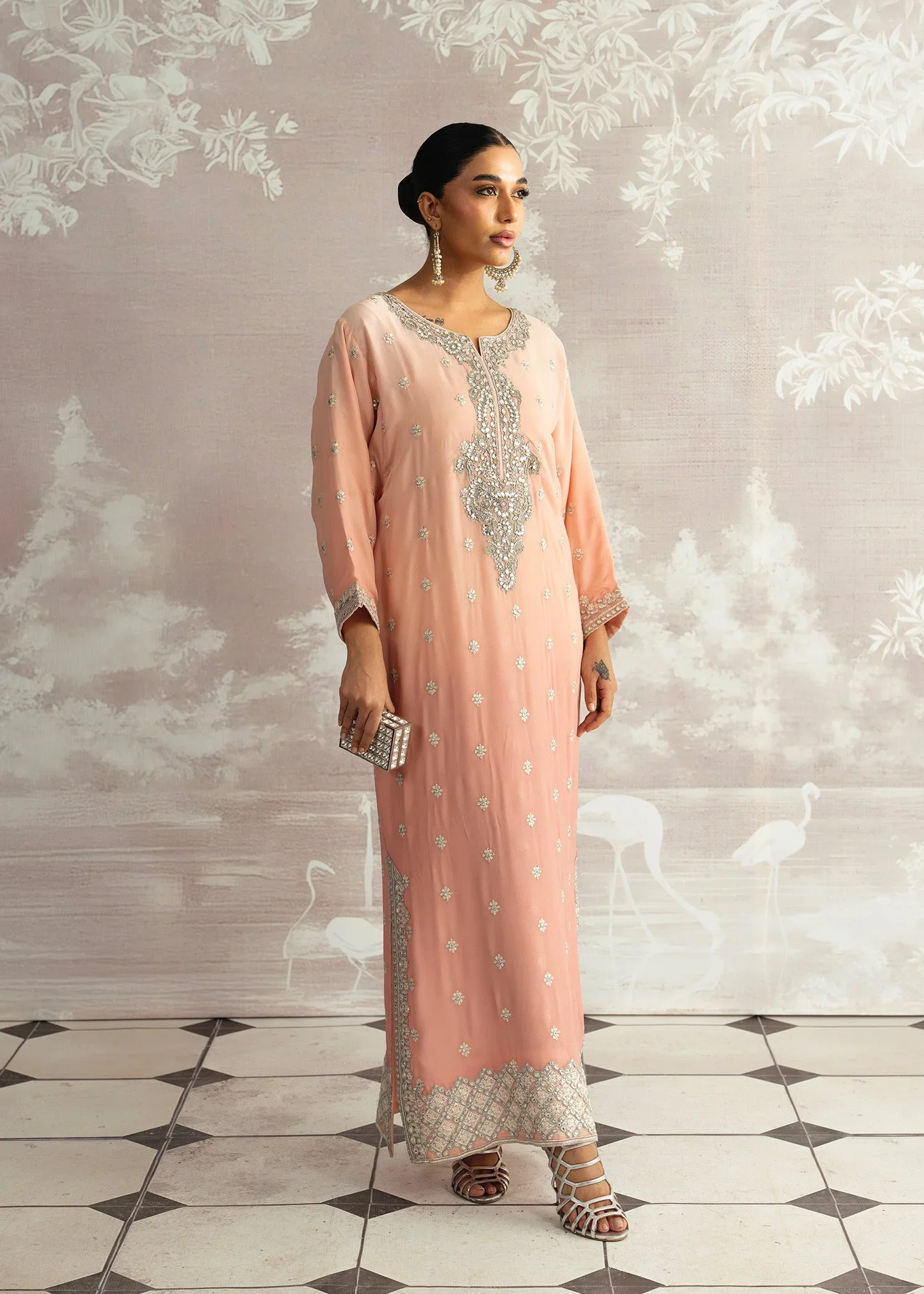 Mehrnaz – Mahgul Luxury Pret Image 1