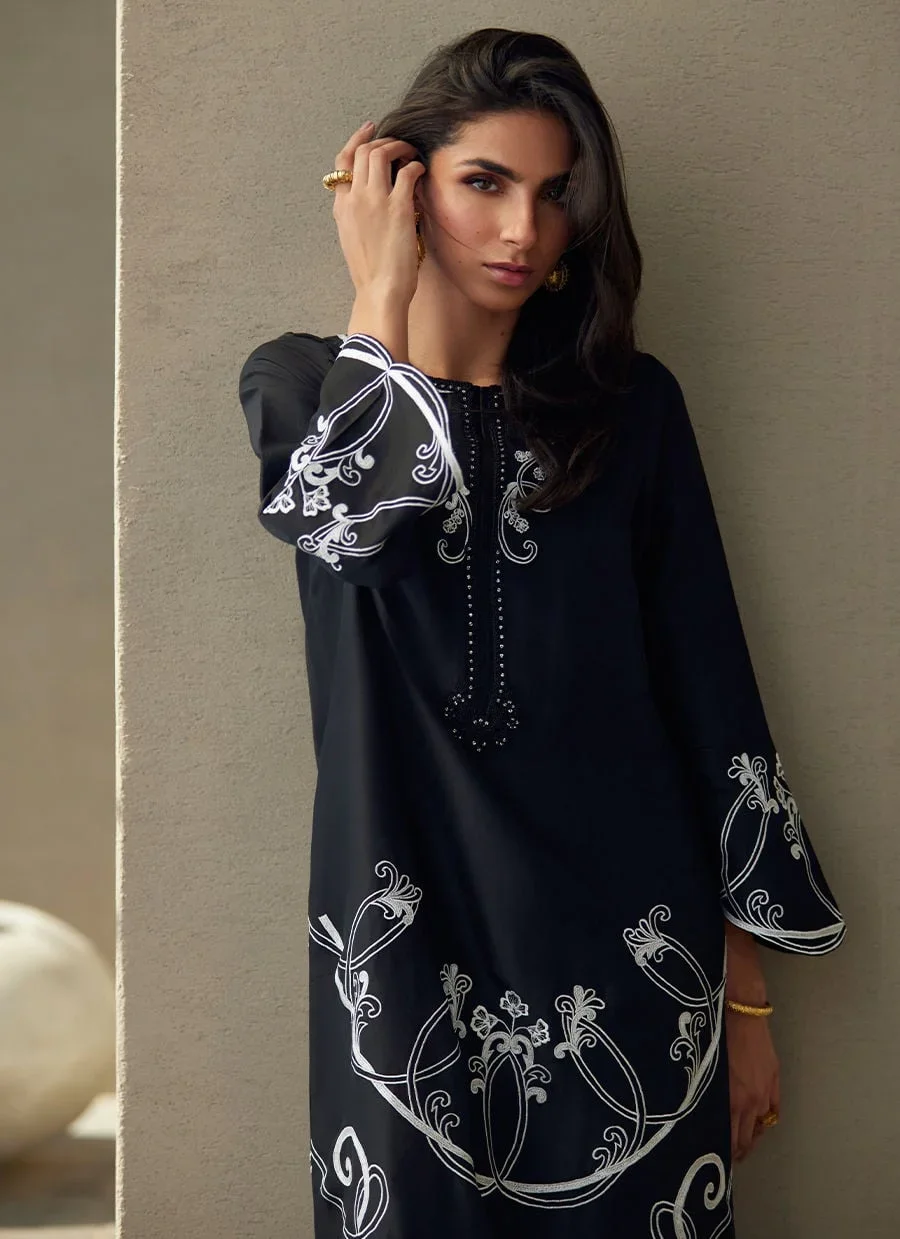 Serai Black Silk Kaftan – Farah Talib Aziz Casual Wear Image 5