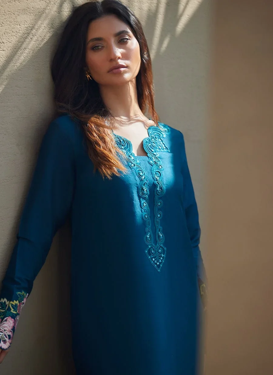 Terra Teal Kaftan – Farah Talib Aziz Luxury Pret Image 6